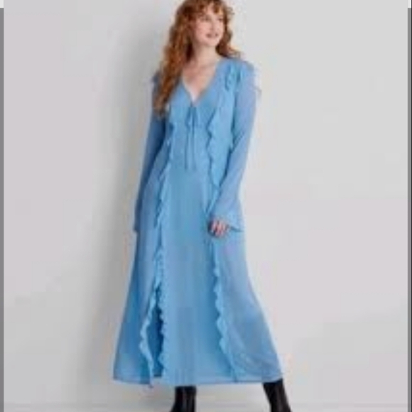 Future Collective V-Neck Blue Ruffle Maxi Dress With Half Slip. Size Small - Picture 3 of 10
